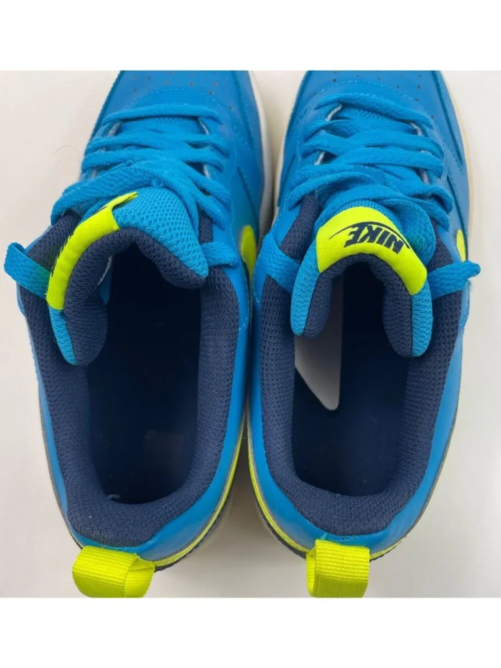 Nike Court Borough Low 2 Blue Lemon Venom Tennis Shoes Sneakers Size 7Y Youth